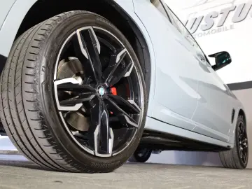BMW X4 M40d HUD HK AHK SHZ LHZ DAB APPLE PANO R21