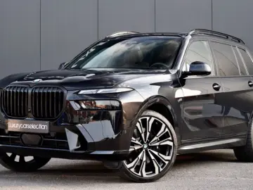 BMW X7 3.0AS xDrive40i  7-ZIT M-PACK HUD 360  FULL