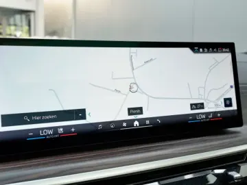 BMW X7 3.0AS xDrive40i  7-ZIT M-PACK HUD 360  FULL
