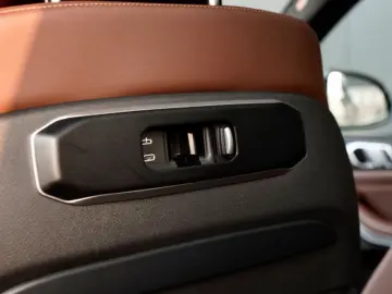 BMW X7 3.0AS xDrive40i  7-ZIT M-PACK HUD 360  FULL
