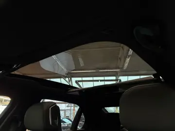 BMW M760e xDrive DA PA Prof TV HuD Massage 21  LMR