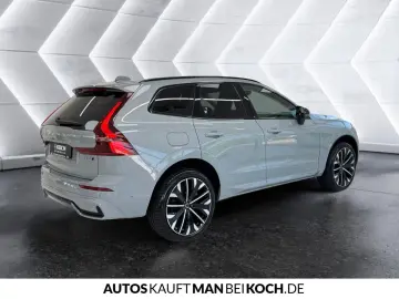 VOLVO XC60 B5 (B) AWD Ultra Dark High-End