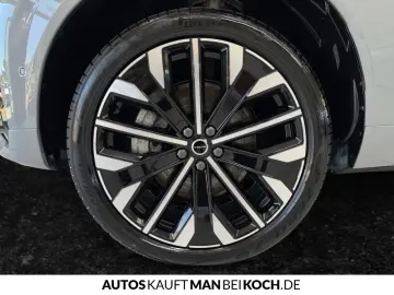 VOLVO XC60 B5 (B) AWD Ultra Dark High-End