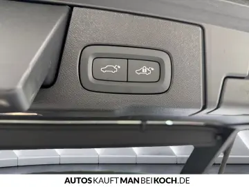 VOLVO XC60 B5 (B) AWD Ultra Dark High-End