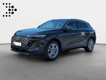 AUDI Q5 40 TFSI qu PassengerDisplay 360 Matrix