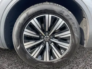 VW Touareg 4Motion TDI tiptronic AHK PANO LUFT eHK