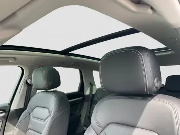 VW Touareg 4Motion TDI tiptronic AHK PANO LUFT eHK