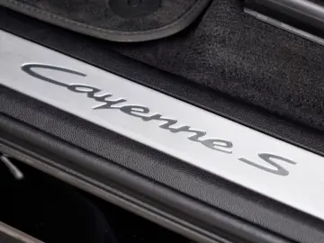 PORSCHE S E-Hybrid 3.0 Turbo V6  PANO BOSE CHRONO HUD
