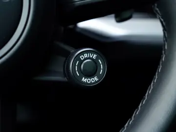 PORSCHE S E-Hybrid 3.0 Turbo V6  PANO BOSE CHRONO HUD