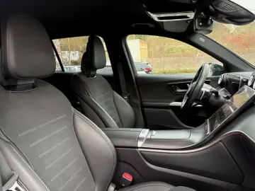 MERCEDES-BENZ GLC 220 d AMG LEDER KAMERA LED 1.HAND