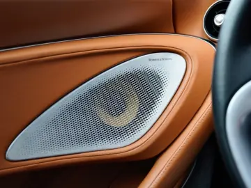 MCLAREN  BOWERS & WILKINS PANO LIFT CAMERA LED FULL