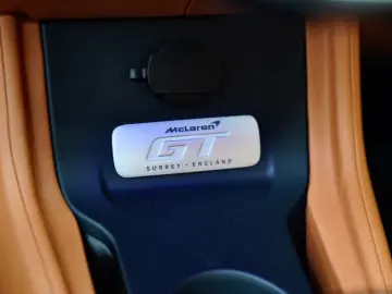 MCLAREN  BOWERS & WILKINS PANO LIFT CAMERA LED FULL