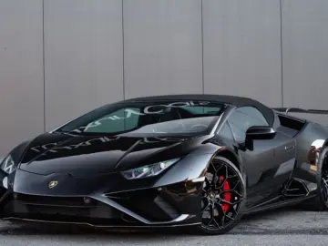 LAMBORGHINI Huracán EVO RWD Spyder  AKRAPOVIC LIFT FULL