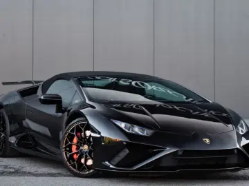 LAMBORGHINI Huracán EVO RWD Spyder  AKRAPOVIC LIFT FULL
