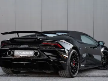 LAMBORGHINI Huracán EVO RWD Spyder  AKRAPOVIC LIFT FULL