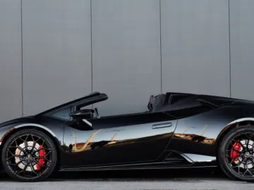 LAMBORGHINI Huracán EVO RWD Spyder  AKRAPOVIC LIFT FULL