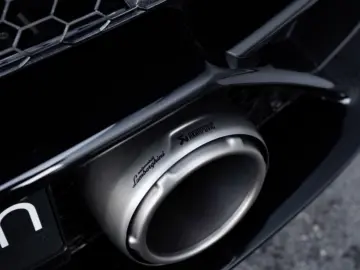 LAMBORGHINI Huracán EVO RWD Spyder  AKRAPOVIC LIFT FULL