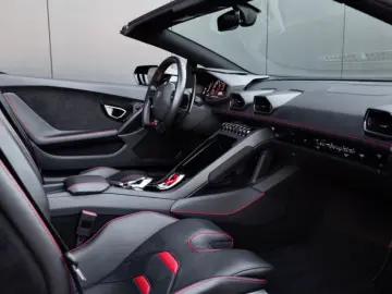 LAMBORGHINI Huracán EVO RWD Spyder  AKRAPOVIC LIFT FULL
