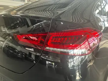MERCEDES-BENZ GLE 400 d 4M AMG-Line AIRMATIC AHK DIS…