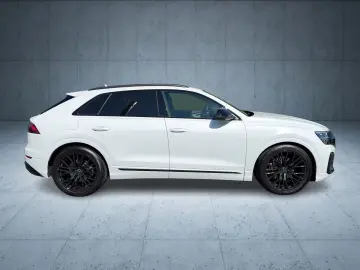 AUDI Q8 S line 50 TDI AHK StHz HuD 22'' HD…