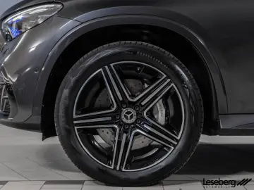 MERCEDES-BENZ GLC 300 de 4M AMG DIG.LIGHT  Pano AHK …