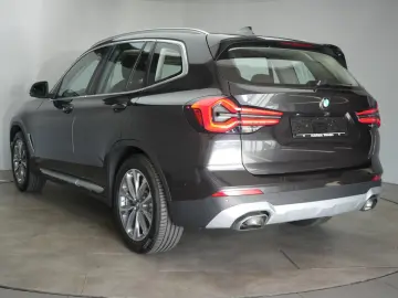BMW X3 xDrive30d Leder ACC Kamera HUD Pano H&K Lane