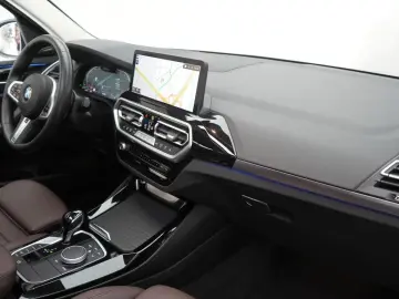 BMW X3 xDrive30d Leder ACC Kamera HUD Pano H&K Lane