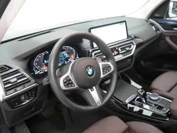 BMW X3 xDrive30d Leder ACC Kamera HUD Pano H&K Lane