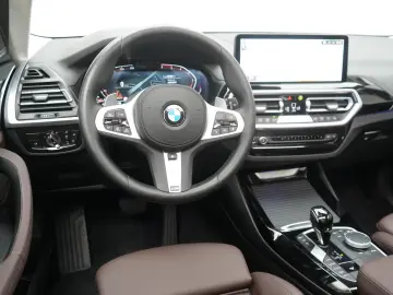 BMW X3 xDrive30d Leder ACC Kamera HUD Pano H&K Lane