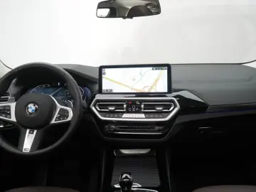 BMW X3 xDrive30d Leder ACC Kamera HUD Pano H&K Lane