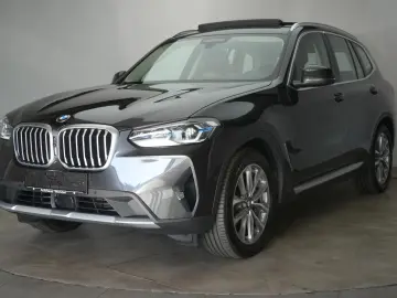 BMW X3 xDrive30d Leder ACC Kamera HUD Pano H&K Lane
