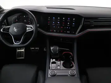 VW Touareg 3.0 TSi eHybrid 4MOTION R Edition   luft