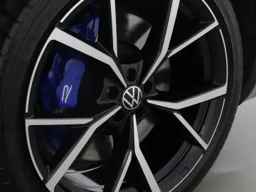 VW Touareg 3.0 TSi eHybrid 4MOTION R Edition   luft