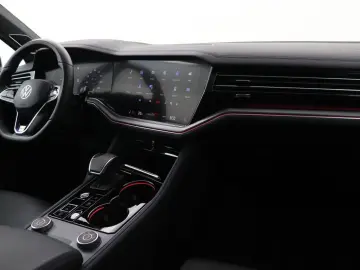 VW Touareg 3.0 TSi eHybrid 4MOTION R Edition   luft