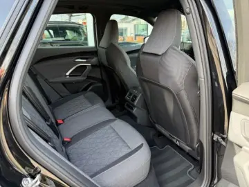 AUDI Q5 TFSI quattro Matrix PassengerDisplay 360