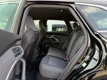 AUDI Q5 TFSI quattro Matrix PassengerDisplay 360