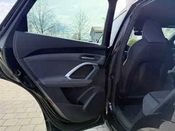 AUDI Q5 TFSI quattro Matrix PassengerDisplay 360