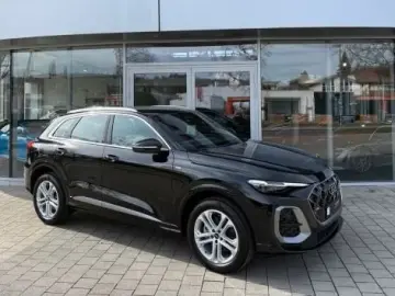 AUDI Q5 TFSI quattro Matrix PassengerDisplay 360