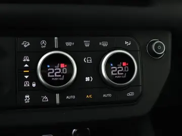 LAND ROVER Defender 5.0 P525 90 V8 Carpathian Edition 5- Pe