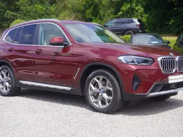 BMW X3 xDrive30e Glasdach ACC HeadUp Laserlicht 360K