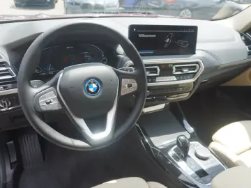 BMW X3 xDrive30e Glasdach ACC HeadUp Laserlicht 360K