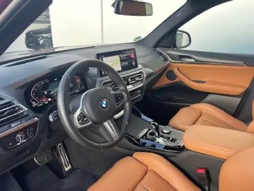 BMW X3 xDrive 20dA M-Sport AHK PANO SHZ Laser HUD Hi