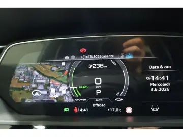 AUDI Q8 55 S-Line NAVI PANO LEDER MATRIX 55 quattro S