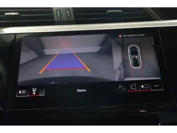 AUDI Q8 55 S-Line NAVI PANO LEDER MATRIX 55 quattro S