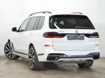 BMW X7x40i M Sport Pro 6S.Kristall 23  ehUVP147069 -