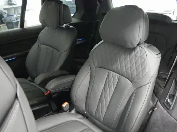 BMW X7x40i M Sport Pro 6S.Kristall 23  ehUVP147069 -