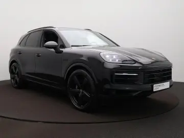 PORSCHE Cayenne E-Hybrid