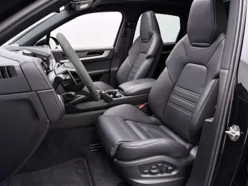 PORSCHE Cayenne E-Hybrid
