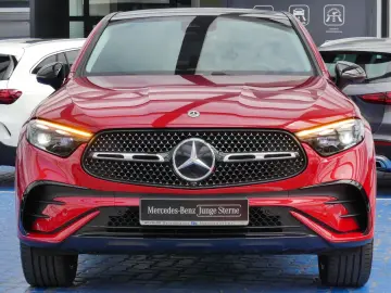 MERCEDES-BENZ GLC 300e AMG 4M  Panorama 360  Ambient…