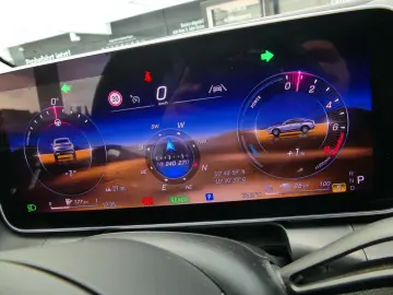 MERCEDES-BENZ GLC 300e AMG 4M  Panorama 360  Ambient…